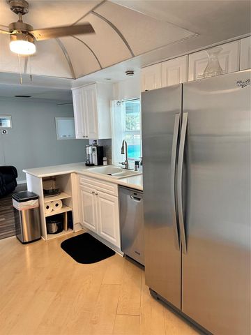 1098 NW 15TH Avenue, Boca Raton, FL 33486