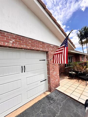 1098 NW 15TH Avenue, Boca Raton, FL 33486