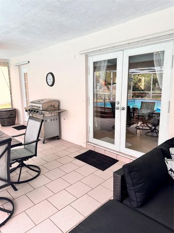 1098 NW 15TH Avenue, Boca Raton, FL 33486