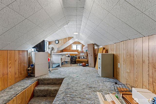 329 SE 2nd Street, South Prairie, WA 98385