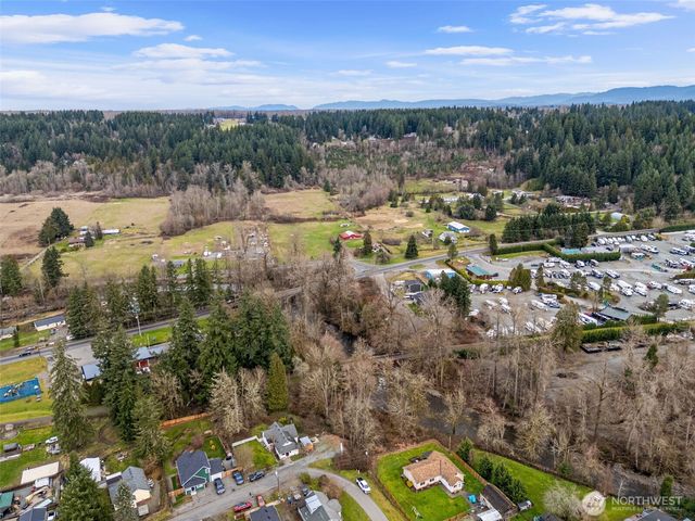 329 SE 2nd Street, South Prairie, WA 98385
