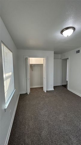 451 Bluewood Drive, Dallas, TX 75232