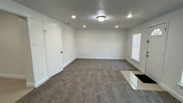 451 Bluewood Drive, Dallas, TX 75232