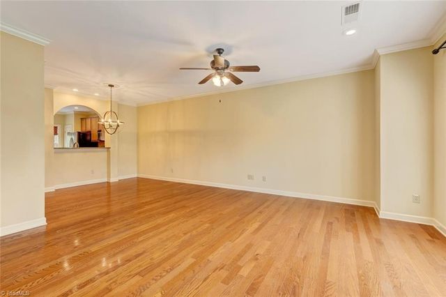 2213 St James Drive, Reidsville, NC 27320