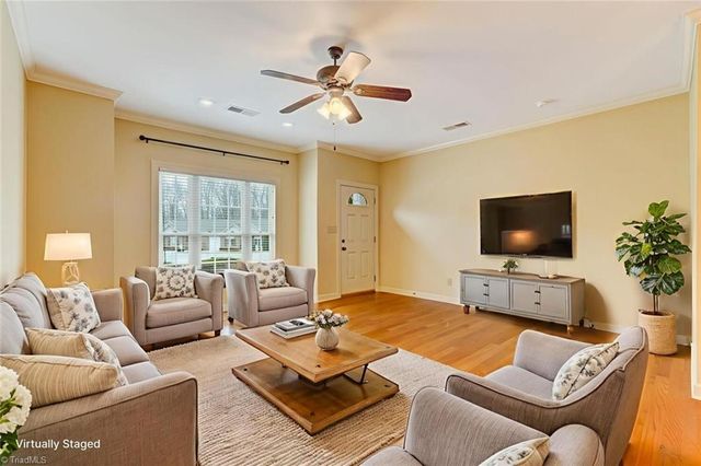 2213 St James Drive, Reidsville, NC 27320