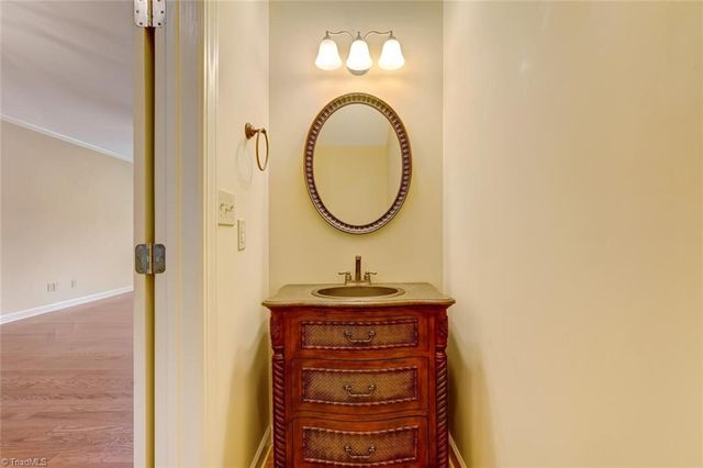 2213 St James Drive, Reidsville, NC 27320