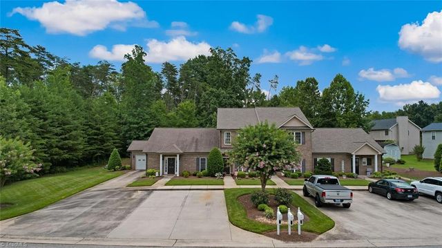 2213 St James Drive, Reidsville, NC 27320