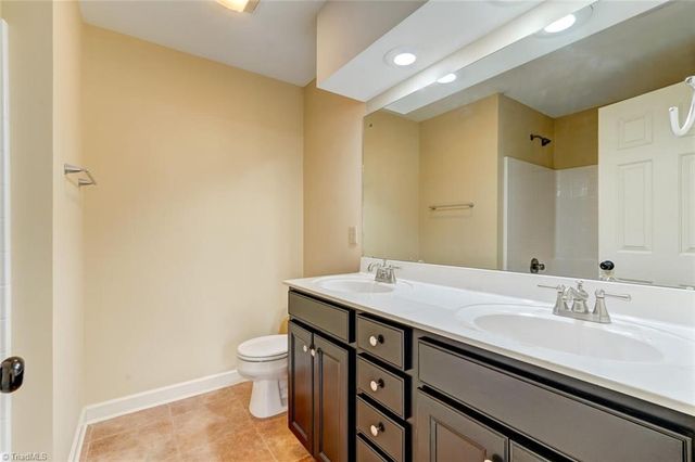 2213 St James Drive, Reidsville, NC 27320