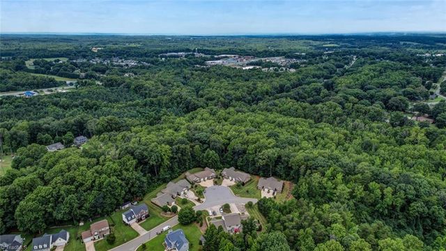 2213 St James Drive, Reidsville, NC 27320