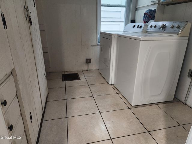 137 Second Street, Waterford, NY 12188