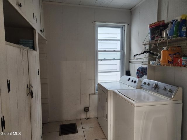 137 Second Street, Waterford, NY 12188