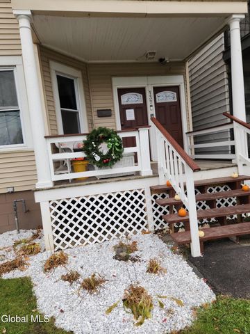 137 Second Street, Waterford, NY 12188