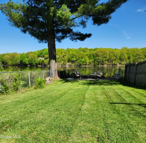 137 Second Street, Waterford, NY 12188