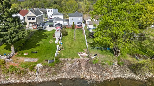 137 Second Street, Waterford, NY 12188