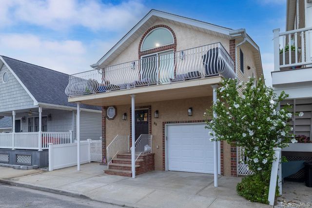 85 Virginia Avenue, Long Beach, NY 11561