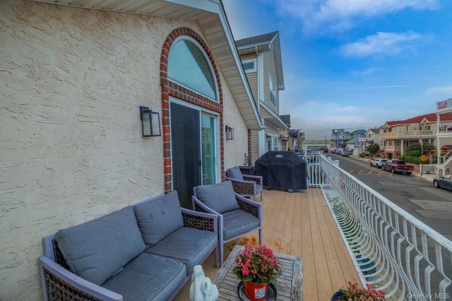 85 Virginia Avenue, Long Beach, NY 11561