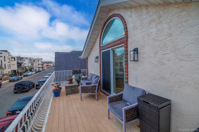 85 Virginia Avenue, Long Beach, NY 11561