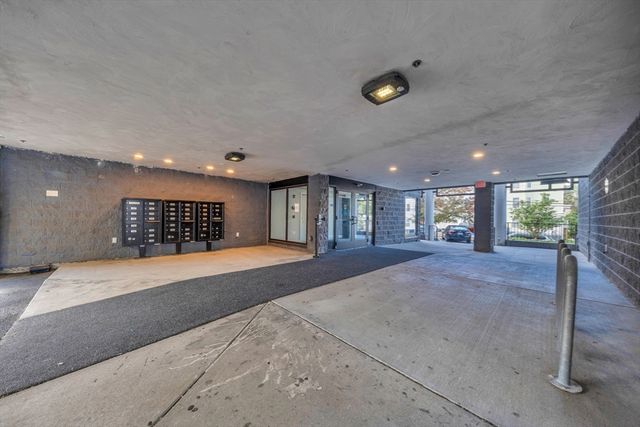 932 Broadway 312, Chelsea, MA 02150