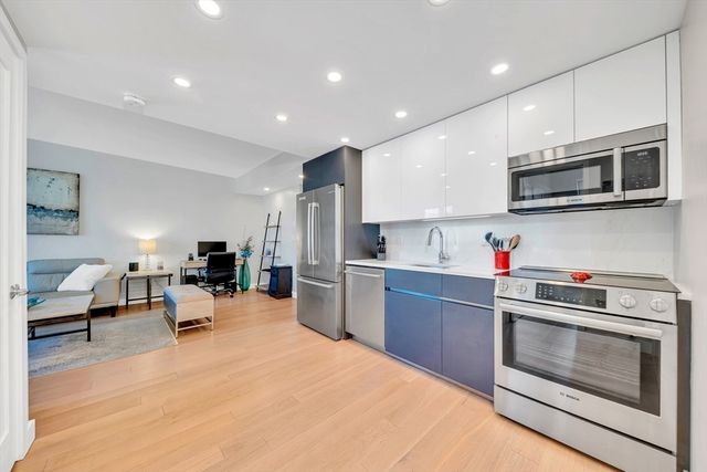 932 Broadway 312, Chelsea, MA 02150