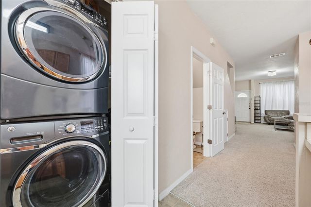 3901 SW 20TH AVENUE 401, Gainesville, FL 32607