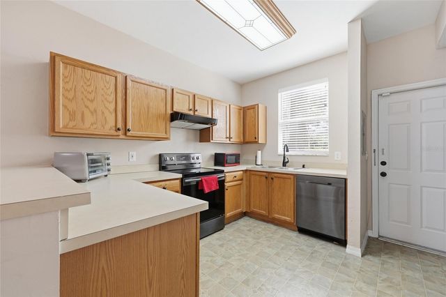 3901 SW 20TH AVENUE 401, Gainesville, FL 32607