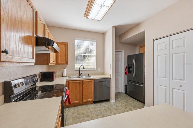 3901 SW 20TH AVENUE 401, Gainesville, FL 32607