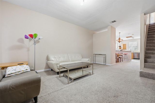 3901 SW 20TH AVENUE 401, Gainesville, FL 32607