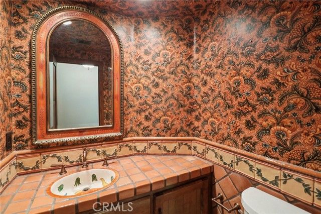 2183 View Crest Glen, Escondido, CA 92026