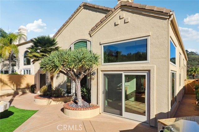 2183 View Crest Glen, Escondido, CA 92026