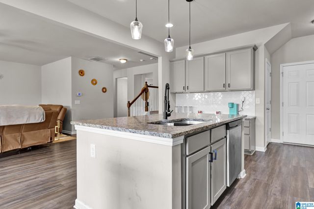 8028 KENSINGTON TRAIL, Calera, AL 35040