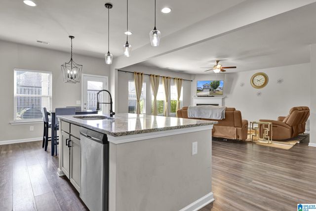 8028 KENSINGTON TRAIL, Calera, AL 35040