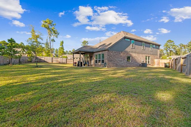 107 Violet Carson Court, Conroe, TX 77318