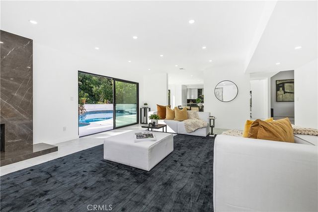 20101 Greenbriar, Tarzana, CA 91356