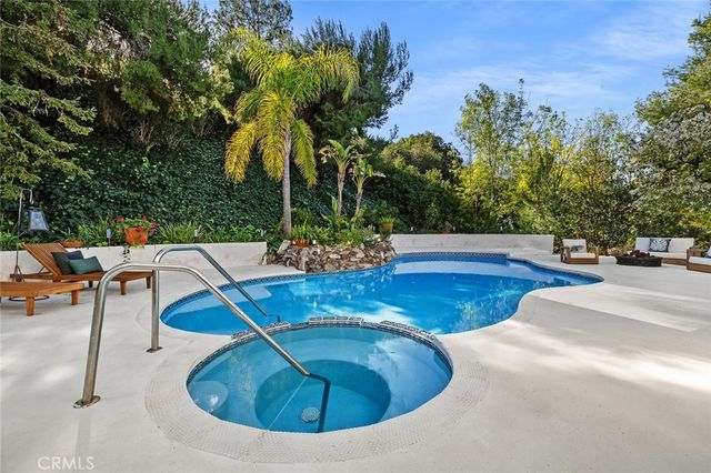 20101 Greenbriar, Tarzana, CA 91356