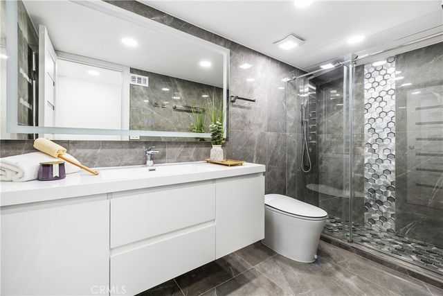 20101 Greenbriar, Tarzana, CA 91356