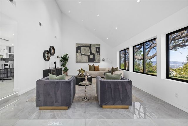 20101 Greenbriar, Tarzana, CA 91356