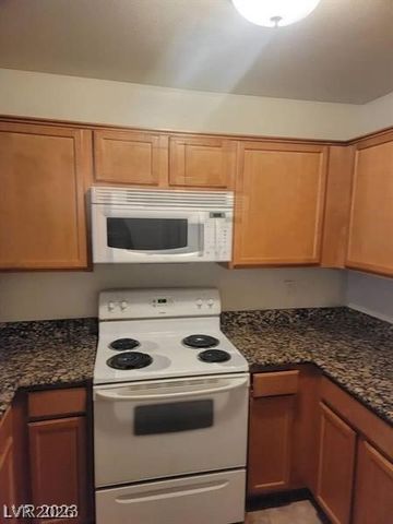 7730 Secret Shore Drive 207, Las Vegas, NV 89128