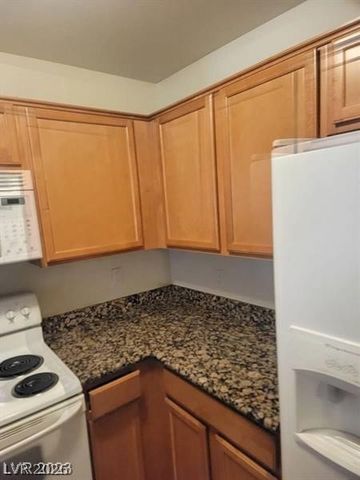 7730 Secret Shore Drive 207, Las Vegas, NV 89128