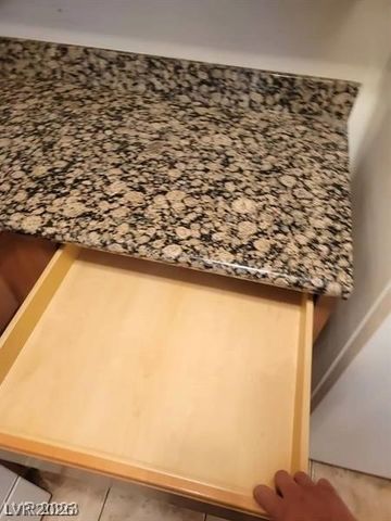 7730 Secret Shore Drive 207, Las Vegas, NV 89128