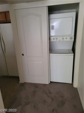 7730 Secret Shore Drive 207, Las Vegas, NV 89128