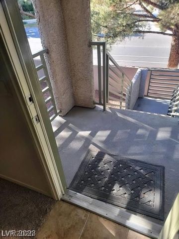 7730 Secret Shore Drive 207, Las Vegas, NV 89128