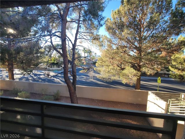 7730 Secret Shore Drive 207, Las Vegas, NV 89128