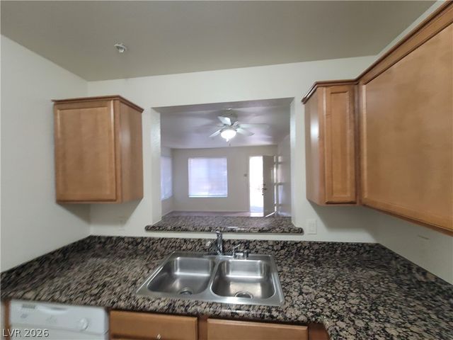 7730 Secret Shore Drive 207, Las Vegas, NV 89128