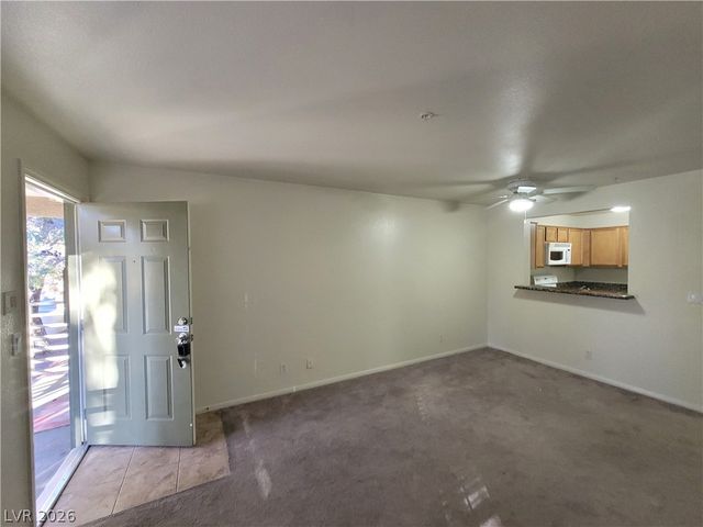 7730 Secret Shore Drive 207, Las Vegas, NV 89128