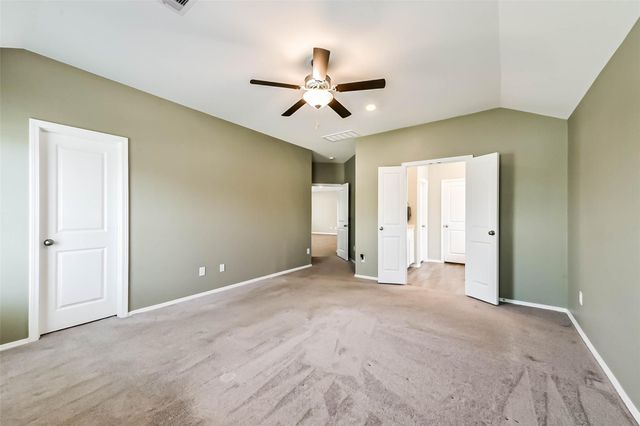 9422 Vicksburg Road, Baytown, TX 77521