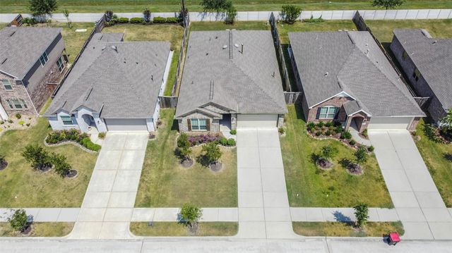 9422 Vicksburg Road, Baytown, TX 77521