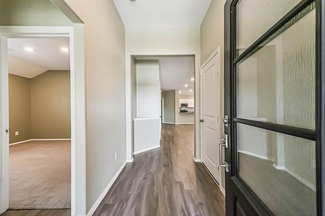 9422 Vicksburg Road, Baytown, TX 77521