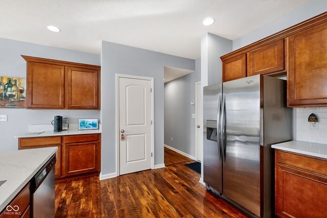 5783 Blue Sky Drive, Whitestown, IN 46075