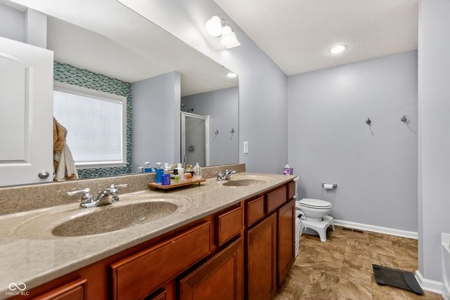 5783 Blue Sky Drive, Whitestown, IN 46075