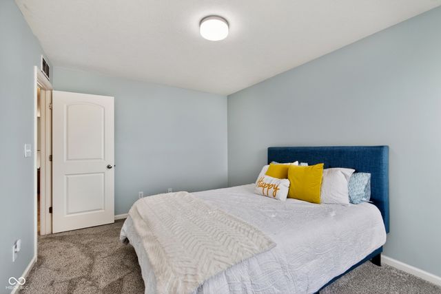 5783 Blue Sky Drive, Whitestown, IN 46075